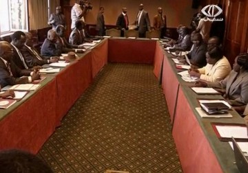 استئناف المحادثات بين طرفي النزاع في العاصمة الأثيوبية أديس أبابا – 7 – 1 – 2014 -  زينب السباعي