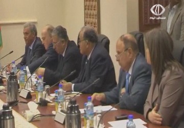 الحكومة الفلسطينية تقرر توجه أعضائها كافة إلى قطاع غزة الأحد المقبل - 14 - 4 - 2015 - محمد المدهون