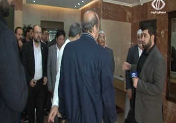 وفد من قيادات الفصائل الفلسطينية يزور مكتب فلسطين اليوم في لبنان ويعلن تضامنه معها – نائل عبداللطيف – 11 – 03 – 2016 