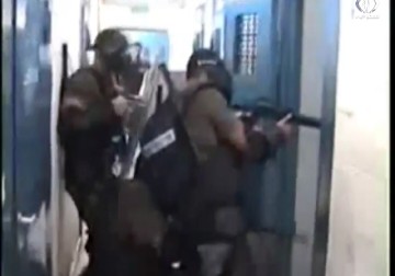 حالة توتر تخيم على الأسرى في معتقلي نفحة و