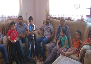 بعد أشهر من الغياب، الأطفال المرضى عادوا من المانيا إلى قطاع غزة دونما أي علاج - 29 - 6 - 2015 - اكرم دلول