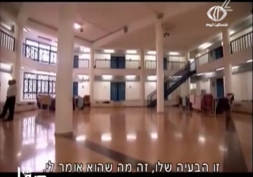 قوات السجون تقتحم قسم 5 في معتقل النقب وتعبث بمقتنيات الأسرى - 29 - 4 - 2015 - ناصر ستة