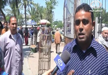 الدولار الامريكي يغيب عن الاسواق بفعل الحصار المالي الذي يفرضه الاحتلال على غزة - اكرم دلول - 18 - 4 - 2016