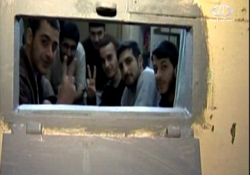 توتر في سجن النقب بعد رفض الاحتلال اعادة الأسرى المعزولين للسجون  - 20 – 12 – 2014 – باسل الطناني