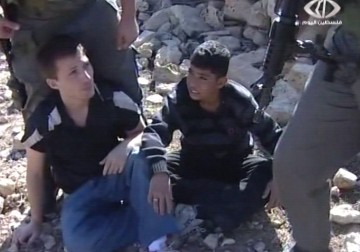 معتقلات الاحتلال تقضي على أمال الأطفال – 5 – 2 – 2015 – حنين هنداوي