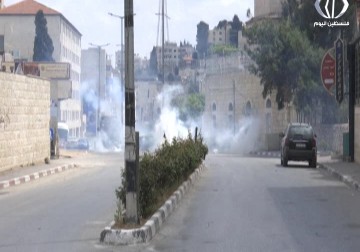 الاحتلال يقمع مسيرة مطالبة باسترداد جثامين الشهداء في بيت لحم