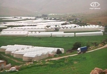 مياه الأمطار تغرق عددا من بيوت المواطنين – 9  – 1 – 2015 – مراد أبو عمر