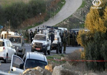 حملة اعتقالات واسعة يشنها جيش الاحتلال في الخليل بعد عملية إطلاق النار الجمعة الماضي – 15 – 11 – 2015 – زياد ابو غزالة