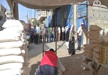 بعد68 على النكبة الاونروا تواصل تقليص خدماتها المقدمة للاجئين - اكرم دلول  - 14 - 5 - 2016..