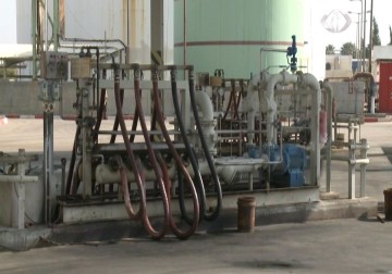 سلطة الطاقة  توقع اتفاقية  لتزويد قطاع غزة بـ 30 ميجاواط من الطاقة الشمسية - 29 - 4 - 2015 - رمزي أبو جزر