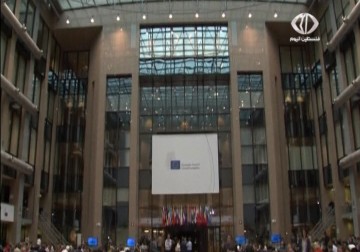 اليونان تحظى باتفاق أوروبي للبقاء في منطقة اليورو – 13 – 7 – 2015 – أماني عثمان