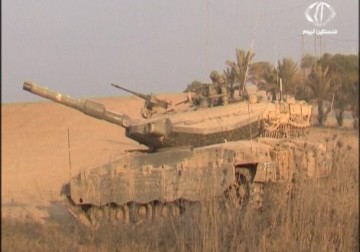 استخبارات جيش الاحتلال تزرع مجنديه وضباطه كدبلوماسيين ومحللين سياسيين  - 23 - 7 - 2015 - زينب هاشم