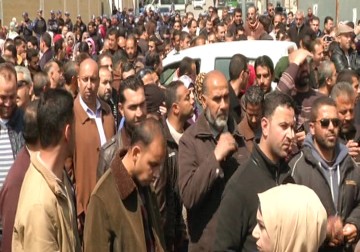 اعتصام للمعلمين في رام الله للمطالبة لانتخاب اتحاد يمثل جميع المعليمن - 22 - 3-  2016   هادي خزعل 