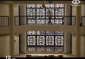 محاكم الاحتلال تمدد اعتقال 40 أسيرا بذريعة استكمال التحقيقات – 18 – 2 – 2015 – محمد عبد الحليم