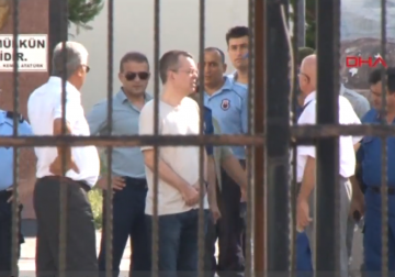 تقرير | العلاقات التركية الأميركية إلى مزيد من التوتر بعد فرض واشنطن عقوبات على وزيرين