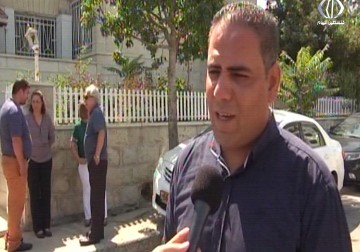 وقفة احتجاجية للعاملين والعاملات في مركز المرأة للإرشاد القانوني والاجتماعي - رغدة عتمة - 30 - 7 - 2016