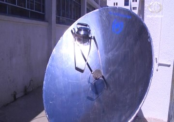 طلاب يتمكنون من تطوير نماذج لوحدات تسخين تعمل بالطاقة الشمسية – 5 – 10 – 2015 - يوسف ابو كويك