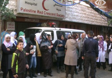 العاملون في جمعية الهلال الأحمر الفلسطيني في لبنان يرفضون إحالتهم الى جيش التحرير - 16 - 2 - 2015 - عبد الرحمن عبد الحليم