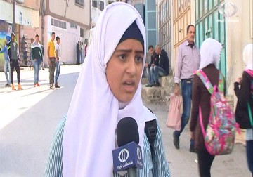 عائلة الشهيدة أشرقت قطناني تروي كيف تابعت الانتفاضة وماذا أوصت والدها – 22 – 11 – 2015 – أمون الشيخ