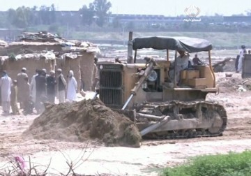 إسلام آباد تشن حملة لطرد المهاجرين الأفغان من أراضيها – 25 – 5 – 2014 – زينب جمول