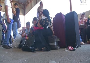 السلطات المصرية تواصل فتح معبر رفح لليوم الثالث بشكل استثنائي - أكرم دلول - 2 - 7 - 2016