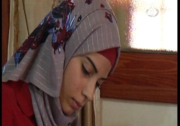 رنا الريماوي.. فتاة فلسطينية موهبتها في تحليل الخطوط لمعرفة الشخصيات ميزها عن غيرها – 1 – 7 – 2015 – جيهان عوض