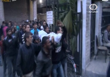 استشهاد الشابة سارة عودة برصاص القنص في مخيم اليرموك جنوبي دمشق- 19 - 3 - 2015 - جلال قبطان