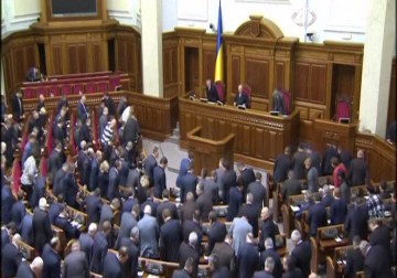 يانوكوفيتش يعلن إجراء انتخابات رئاسية مبكرة بعد الانتخابات البرلمانية في اوكرانيا – 28 – 1 – 2014 – عبد الرحمن عبد الحليم