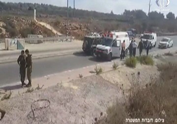 شريط فيديو يوثق إطلاق جنود الاحتلال النار على الفتاة رحيق بيراوي من مسافة الصفر - أماني الحسين - 20 - 10 - 2016