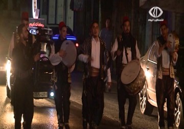 فرقة  وطن المختصة  بالأفراح  تلبث ثوب المسحراتي في رمضان – 25 – 6 – 2015 - فداء نصر