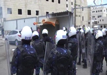 أجهزة أمن السلطة تعتدي على التظاهرة الاحتجاجية على محاكمة رفاق الشهيد باسل الأعرج - زياد أبو غزالة