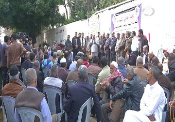 أهالي شهداء العدوان الاخير على قطاع غزة يحتجون للمطالبة بمستحقات ابنائهم – 10 – 3 – 2015 - اكرم دلول