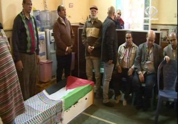 تشييع جثمان الفنان الفلسطيني غسان مطر وسط حشود فنية وإعلامية– 28  – 2  – 2015 – هادي خزعل