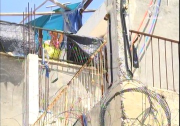 مستوطنون يستولون على ثلاث منازل لعائلة أبو ناب في سلوان – 6 – 5 – 2015 – زينب أبو ضاهر