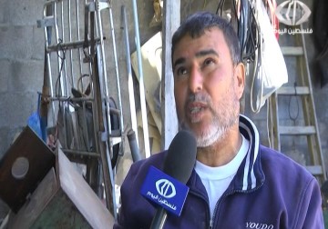 بالصور والوثائق مشردون من قطاع غزة يؤكدون تملص الجهات المعنية من حق تعويضهم - اكرم دلول - 11 - 5 - 2016