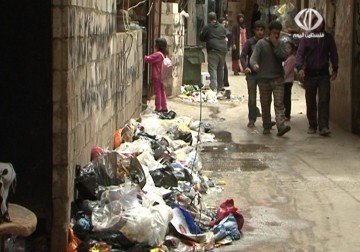 تراكم النفايات في  مخيم شاتيلا بالعاصمة اللبنانية بيروت يهدد الوضع الصحي للاجئين الفلسطينيين – 28 – 5 – 2015 - مريم الحاج موسى