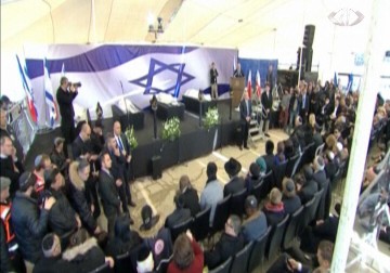 دفن أربعة من قتلى هجوم باريس في مدينة القدس المحتلة - 13 - 1 - 2015 - أماني الحسين