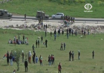 قوات الاحتلال تقمع مسيرة النبي صالح وتنمعها من التوجه لعين مياه مصادرة – 20 – 3 – 2015 - جهاد بركات