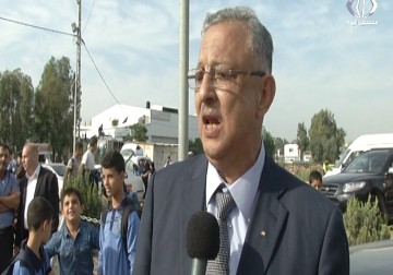 رفع العلم الفلسطيني على أعلى سارية في الوطن  - أمون الشيخ - 14 - 11 - 2016