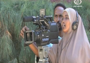 شبان صوماليون يأملون في مستقبل افضل بانعاش السينما في بلادهم – 9 – 8 – 2015 – مروان الخطيب