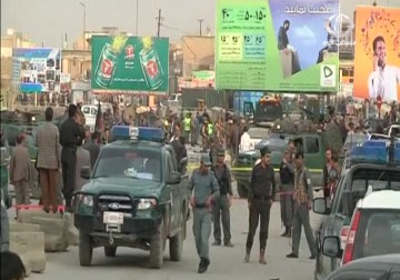 قتلى وجرحى في تفجير سيارة ملغومة وسط العاصمة الأفغانية كابول – 25 – 3 – 2015 – حسين مكي