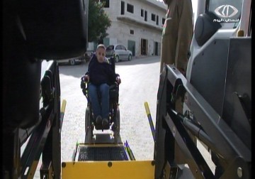 ابتكار سيارة موائمة ذوي الإعاقة الحركية في فلسطين – 8 – 12 – 2014 - جيهان عوض