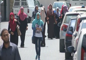 ازمة جامعة الاقصىفي غزة تدخل منعطفا خطيرا مع عزوف الطلبة الجدد عن الالتحاق بالجامعة - أكرم دلول - 2 - 8 - 2016