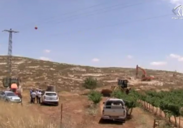 تقرير| مستوطنو عميخاي يغرقون أراضي المزارعين في بلدة ترمسعيا بالمياه العادمة