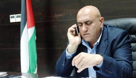 عباس يقرر اعادة الرجوب محافظا لنابلس