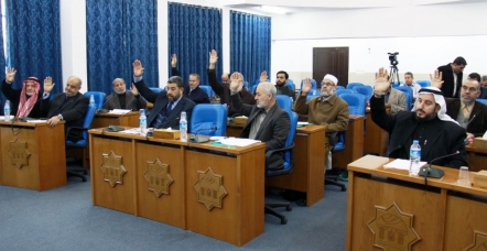 التشريعي بغزة يقر قانون التجارة في قراءته الثانية