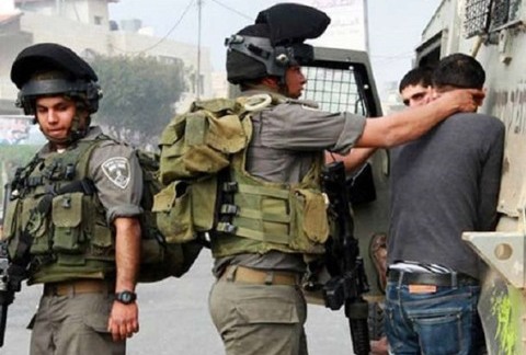 محدث.. الاحتلال يعتقل 10 فلسطينيين في الضفة الغربية