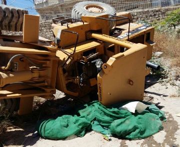 وفاة عامل فلسطيني بانقلاب جرافة عليه في صيدا