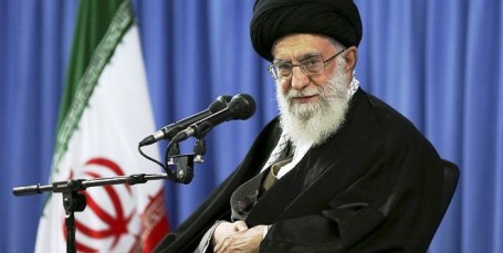 إيران.. السيد خامنئي يصدر مرسوما بتعيين مستشار للصناعات العسكرية