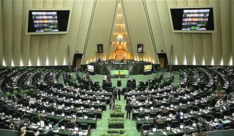 إيران.. اطلاق نار في اروقة البرلمان